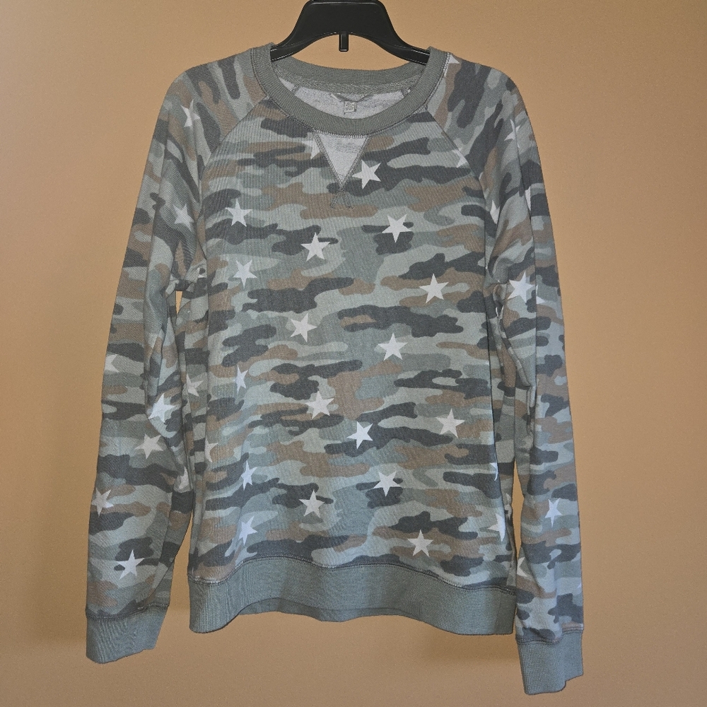 Lucky Brand Camouflage Star Pattern Sweatshirt, Sp (Ptp=20.5")